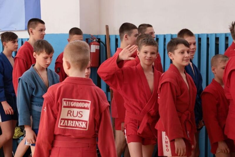 Подробнее о статье Юные самбисты сразились на турнире в Шипуново